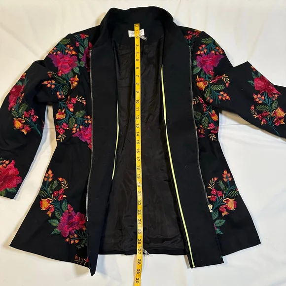 Spirit Embroidered Floral Jacket | Black Cotton Zip Folk Art Coat - M - Picture 6 of 9